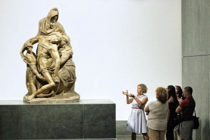 Una lezione di Laura Fenelli al Museo dell'Opera del Duomo di Firenze